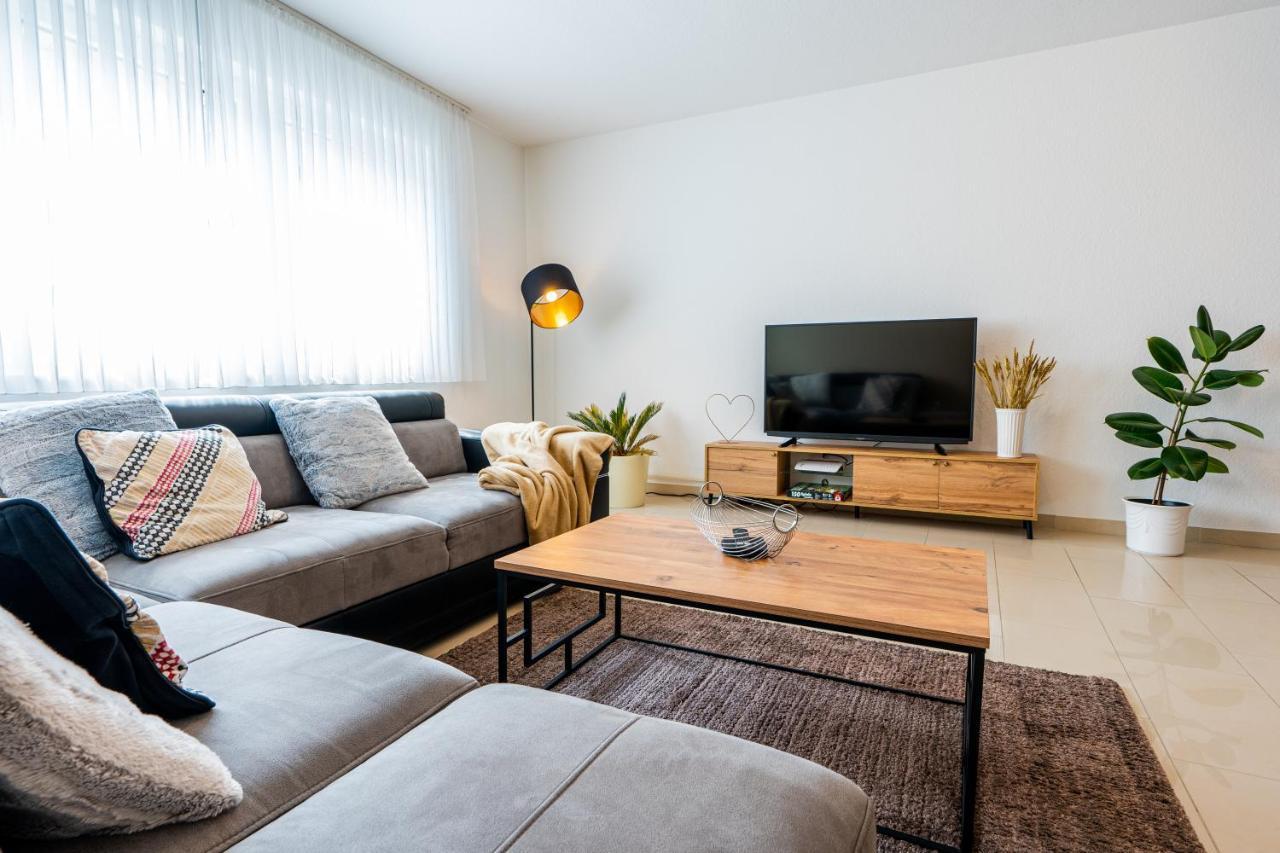Golden Design Apartment Familie Business 6 Pers Buero Fitnessecke Naehe Messe Dus 1000 Mbit Duisburg Exteriör bild